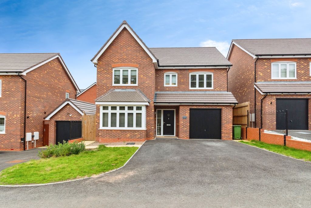 Property photo 1 of 20 4555831