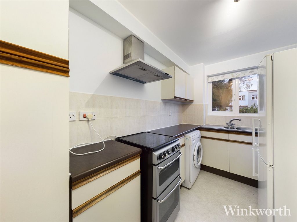 Property photo 3 of 4 Picture No. 05