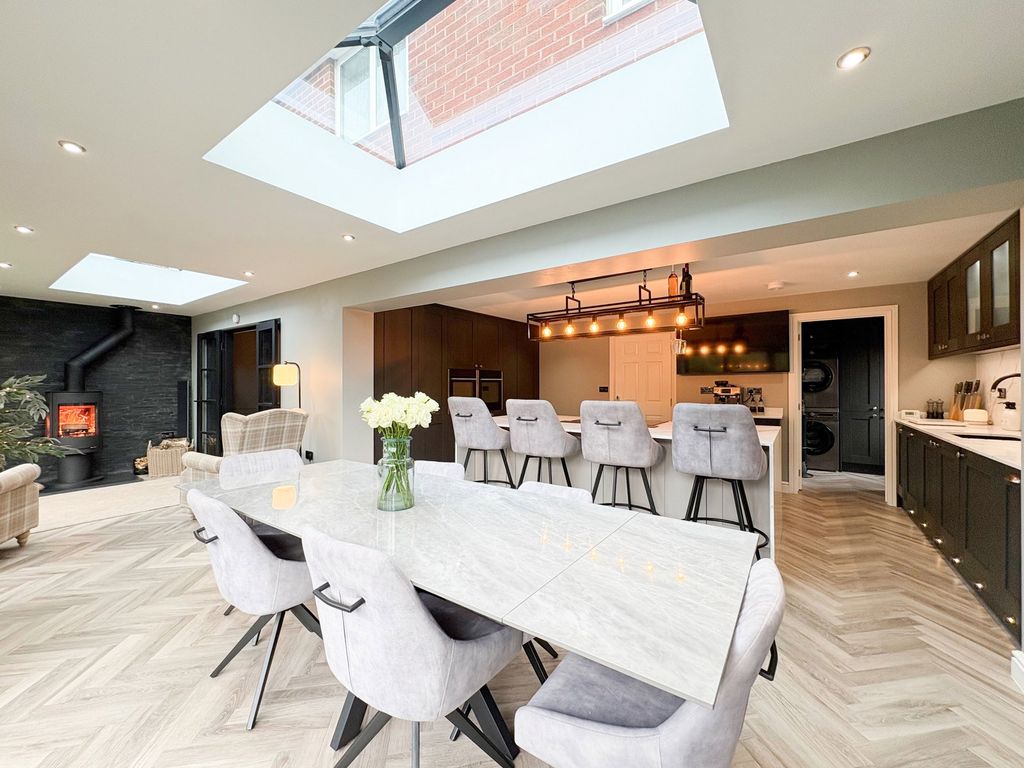 Property photo 3 of 56