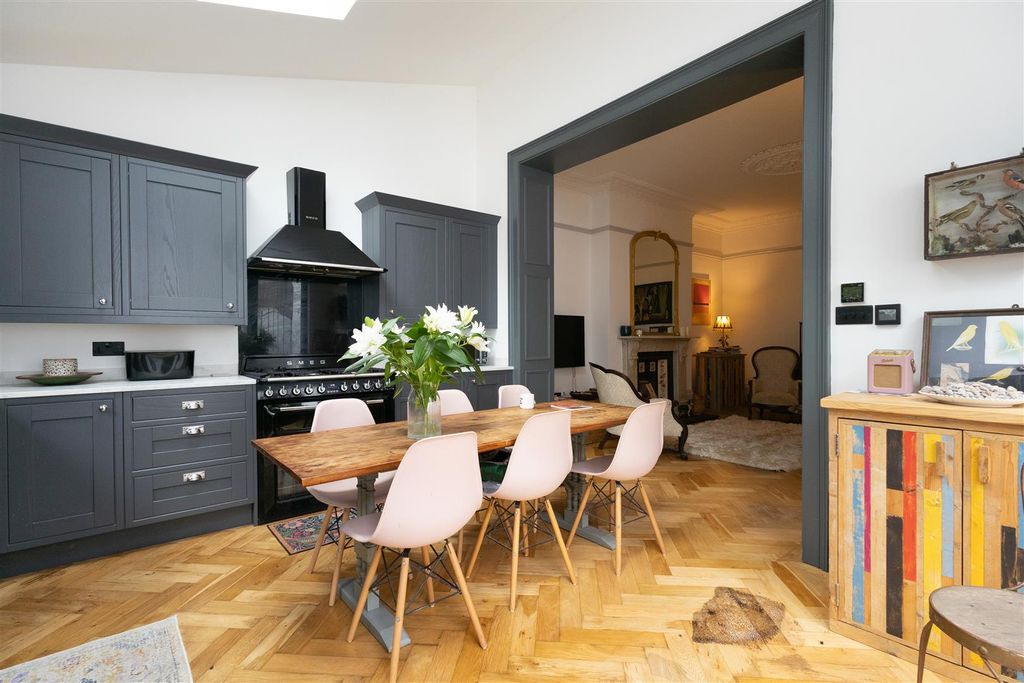 Property photo 3 of 22 Open Plan Living Space