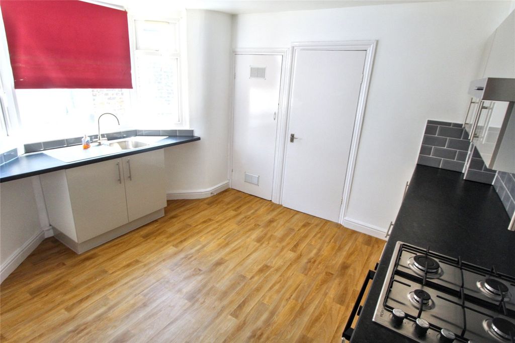 Property photo 2 of 7 Picture No. 03