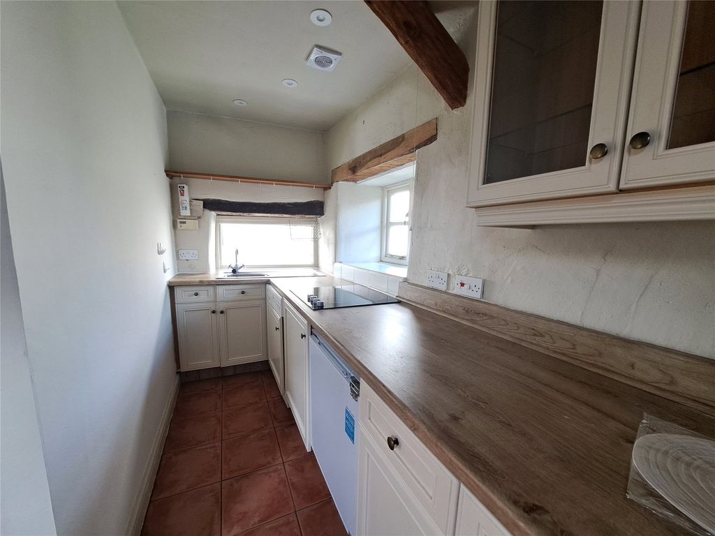 Property photo 3 of 6 Picture No. 15