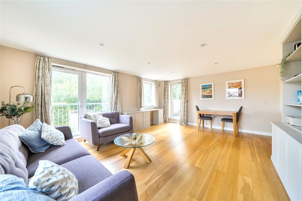 Property photo 1 of 14 Picture No. 09