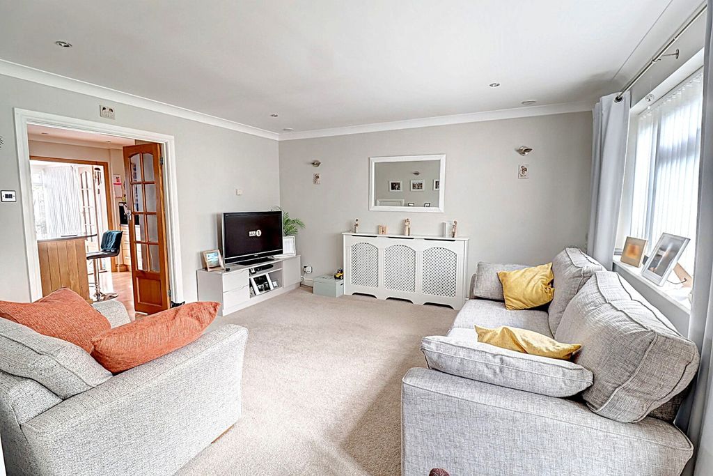 Property photo 3 of 10 Picture No. 03