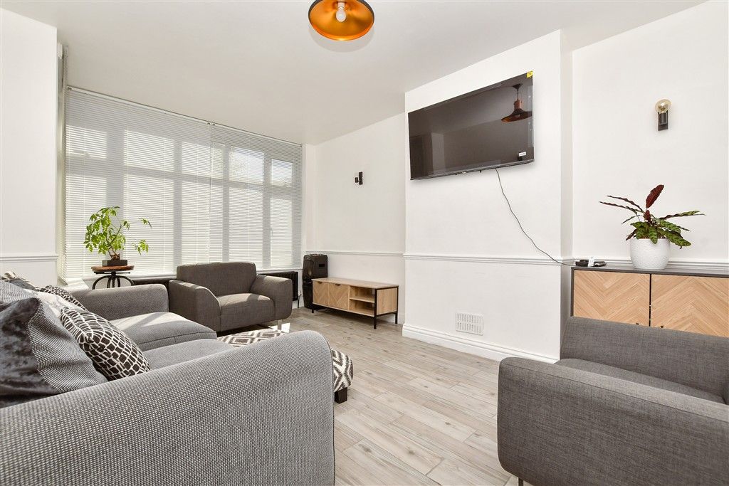 Property photo 2 of 12 Living Room