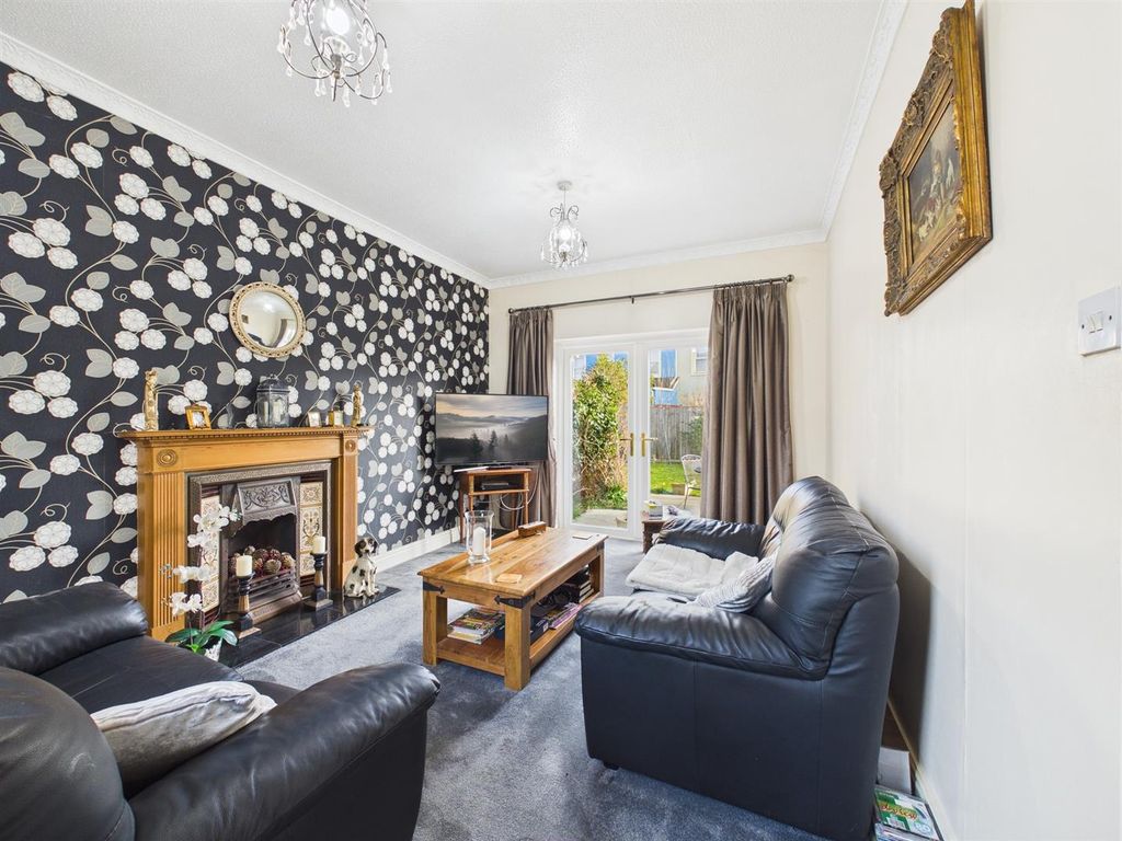 Property photo 3 of 14 Cam02435G0-Pr0162-Still006.Jpg