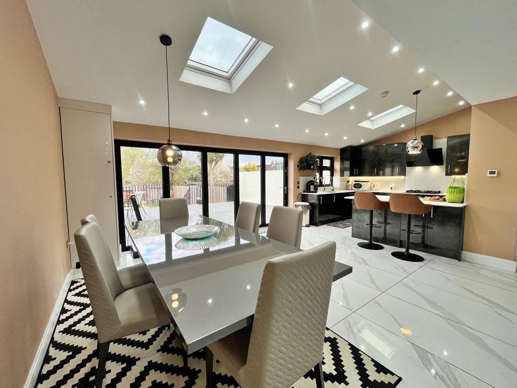Additional image 16 of 4 bed terraced house for saleBurwell Avenue, Greenford UB6