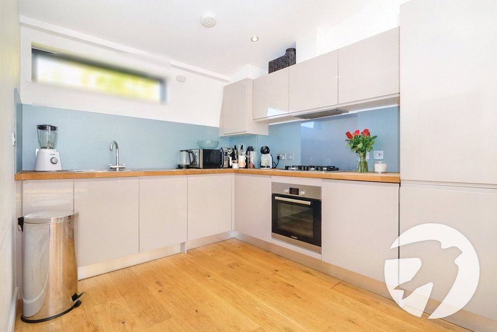 Property photo 3 of 11 Picture No. 08