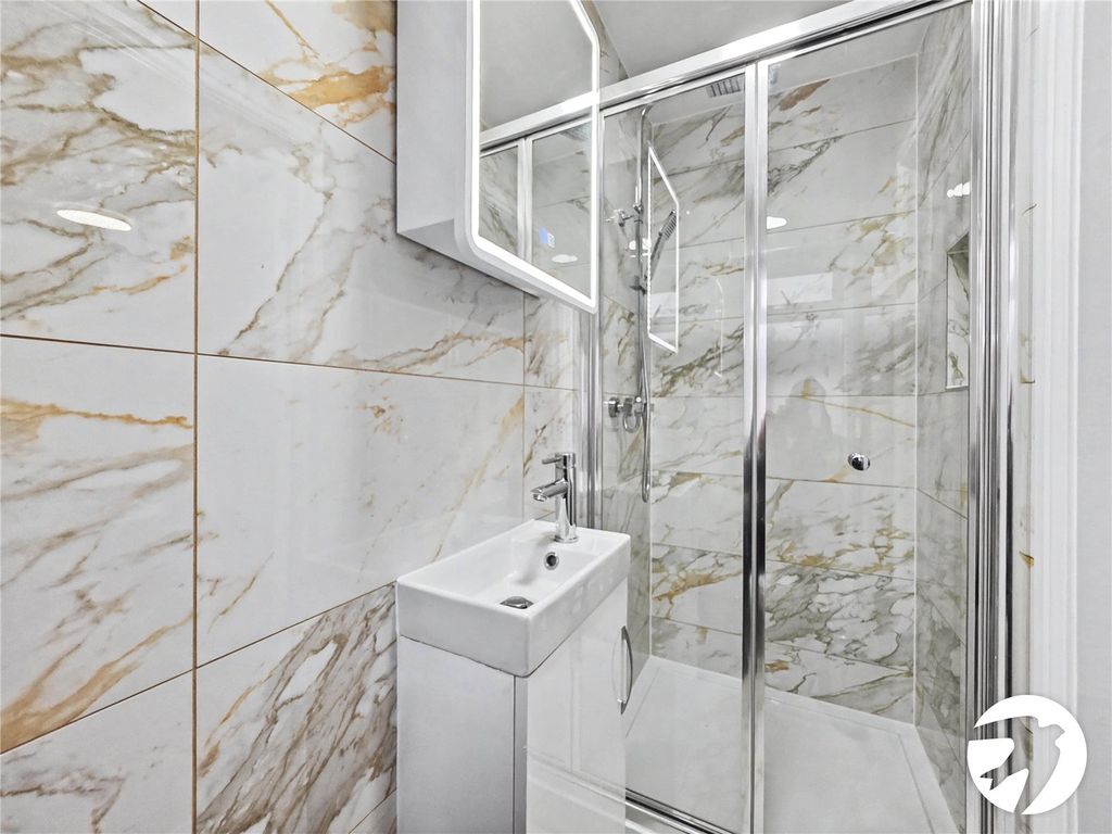 Property photo 3 of 8 Picture No. 05