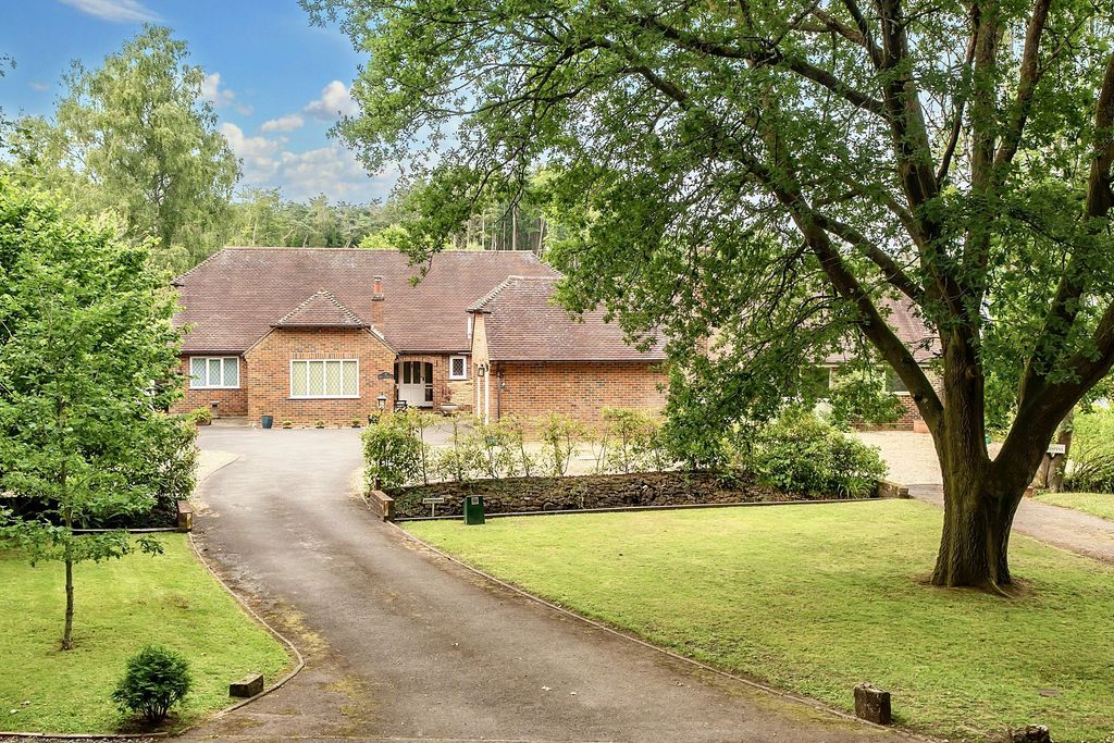 Property photo 1 of 22