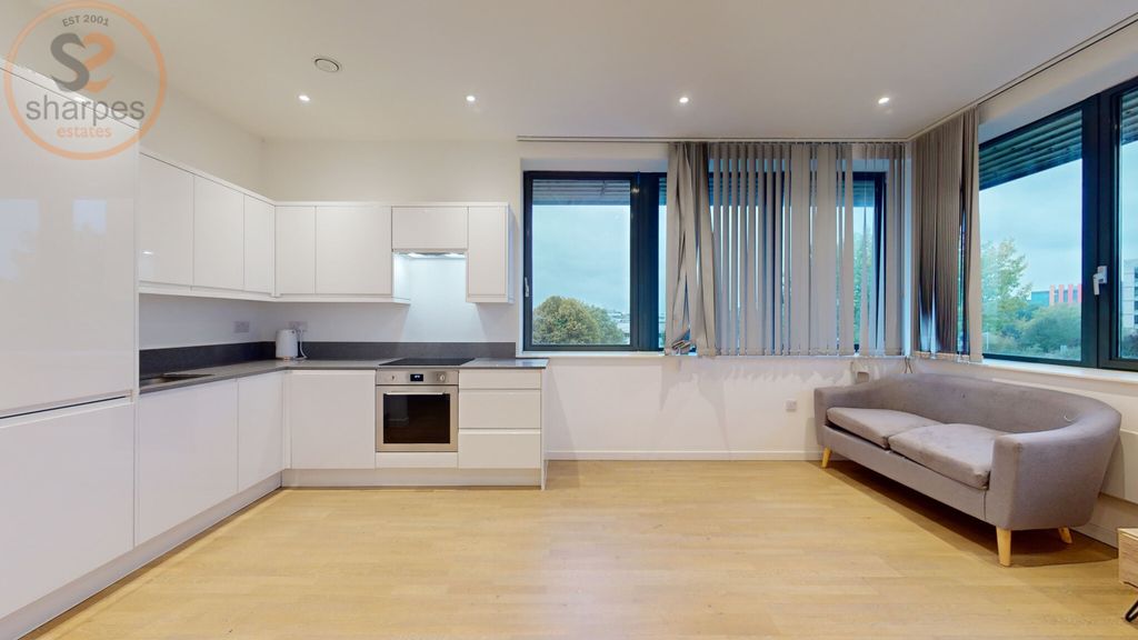 Property photo 1 of 12 69F31A75Bb94E170F7E60A57_8Fc7940Ab05A5c381E8994E4E3d2129B2B144Aa9A69961cd101Fc66c1Bfd0B1A