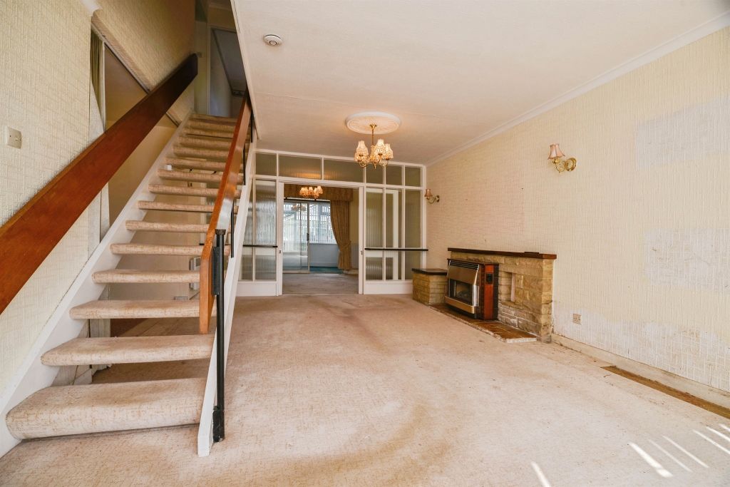 Property photo 2 of 22