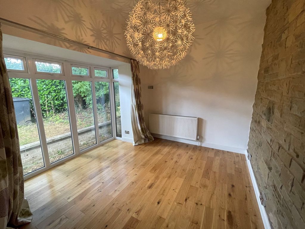 Property photo 3 of 12 Picture No. 26