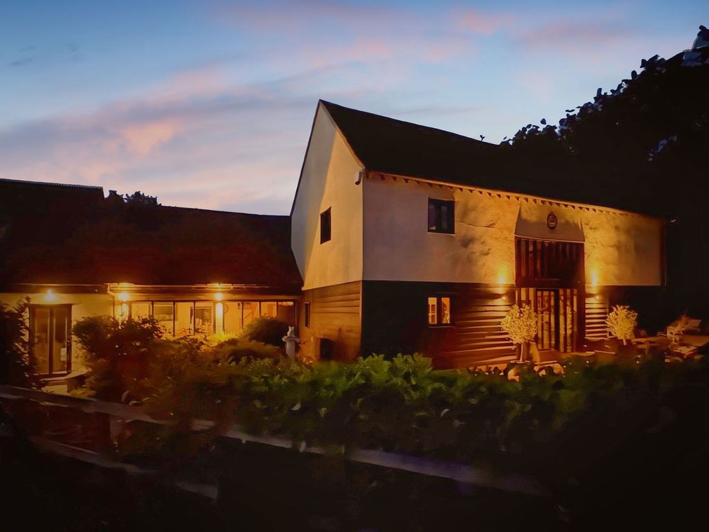 Property photo 3 of 35