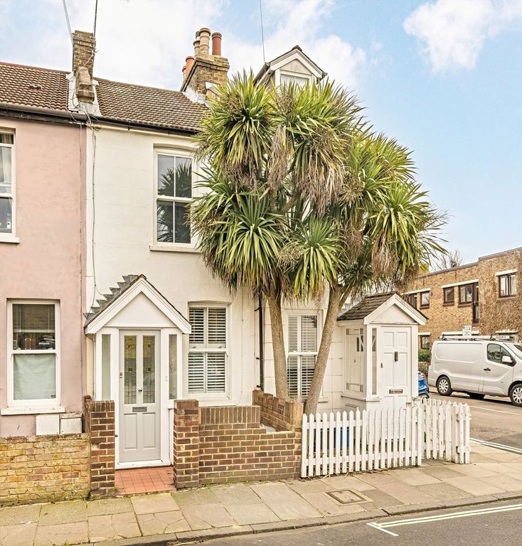 Property photo 1 of 7