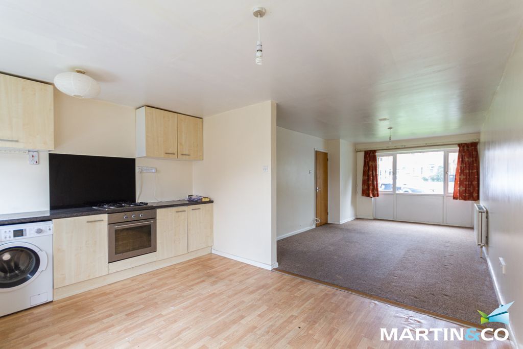 Property photo 3 of 9