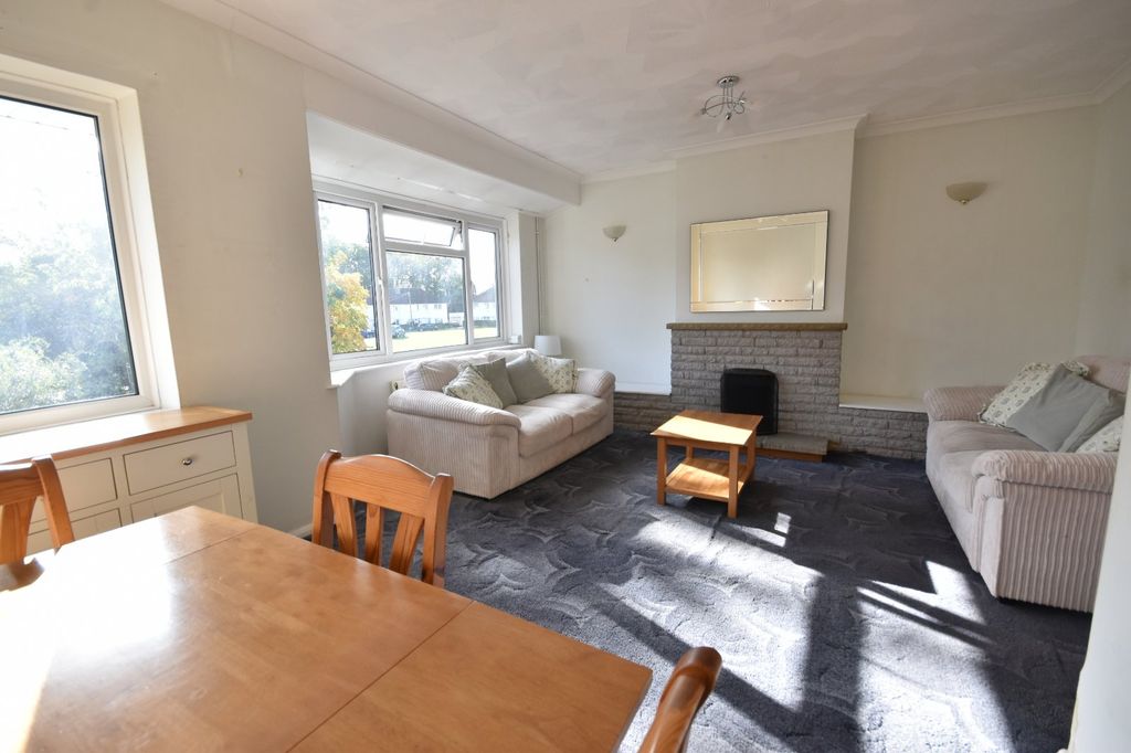 Property photo 2 of 13 Picture No. 02