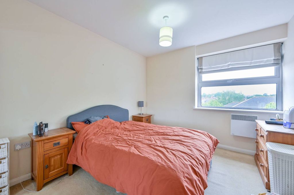 Property photo 2 of 6