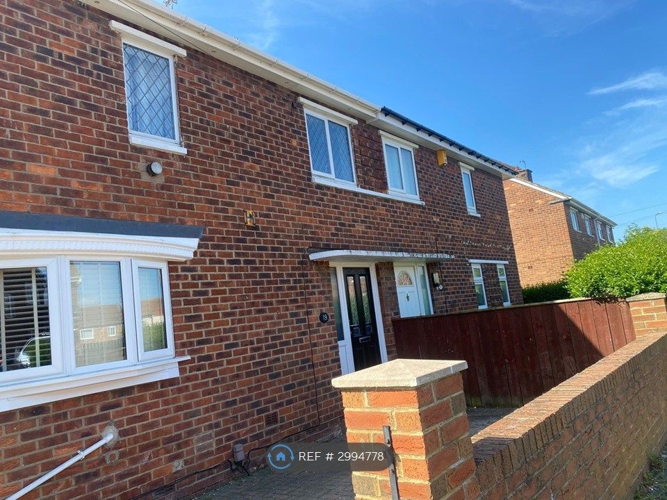 Property photo 1 of 35