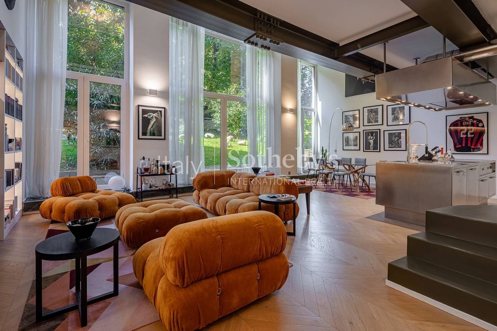 Property photo 2 of 28