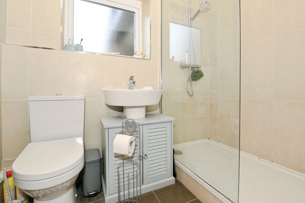 Property photo 3 of 15 Img_1410