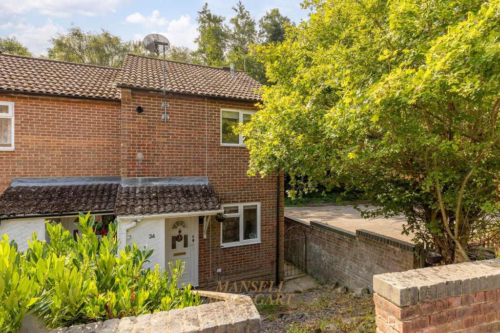 Property photo 1 of 18