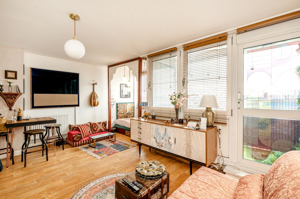 Property photo 1 of 11 Picture No. 06