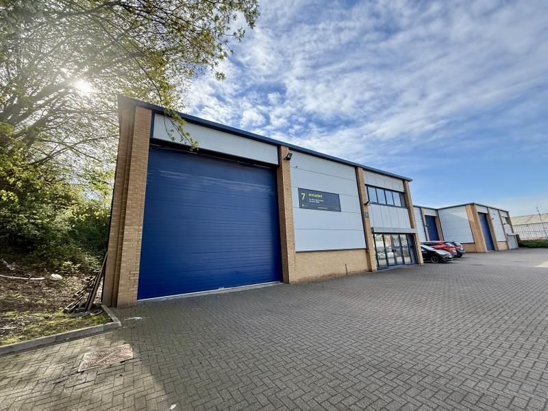 Property photo 2 of 9