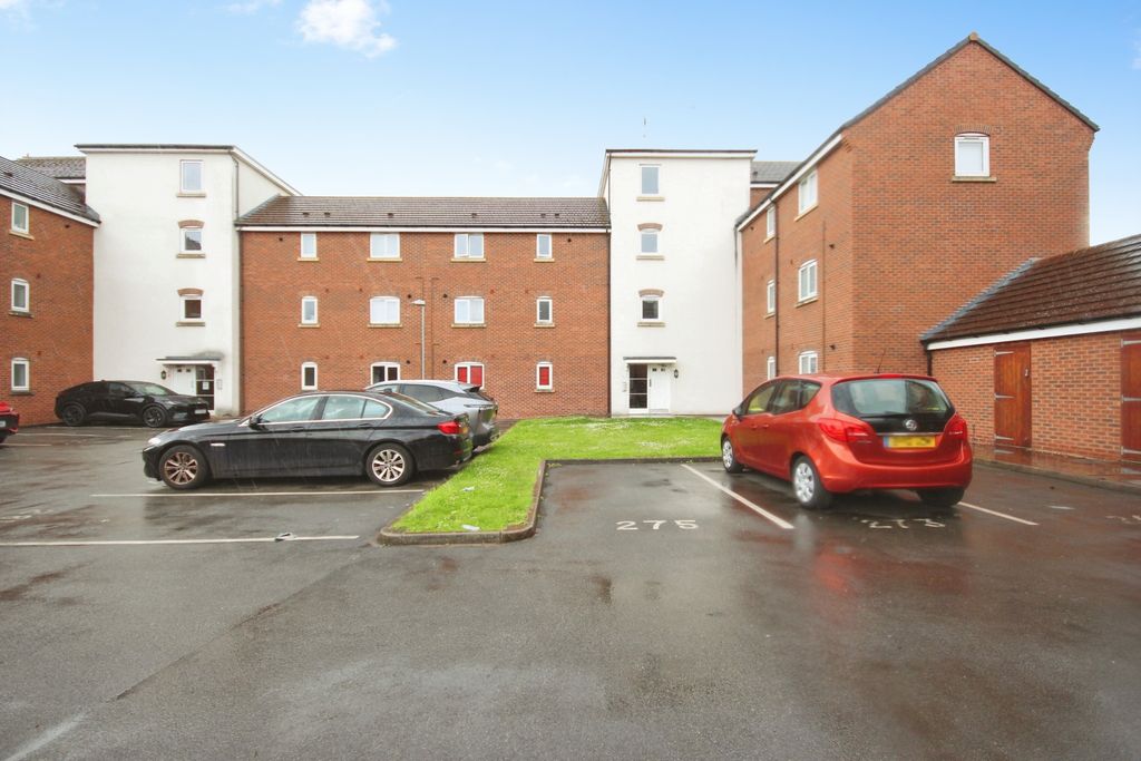 Property photo 2 of 15