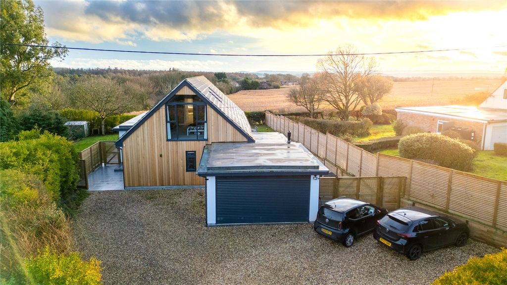 Property photo 1 of 30 Front Aspect