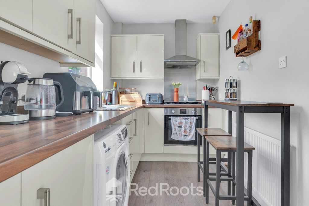 Property photo 3 of 19 4257345