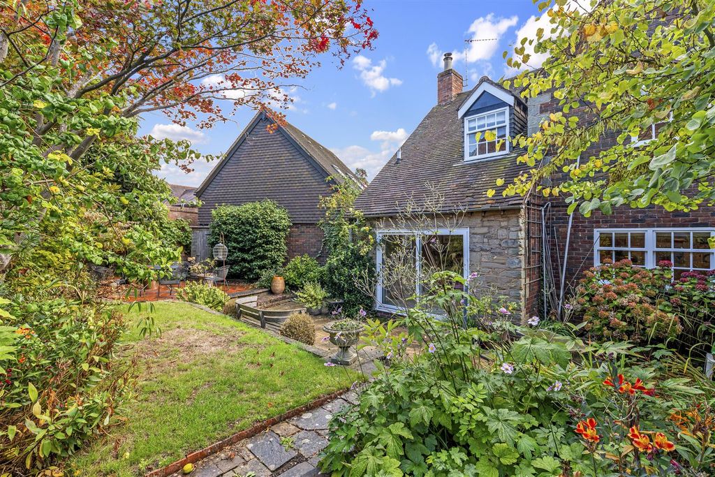 Property photo 2 of 32 P2127077.Jpg