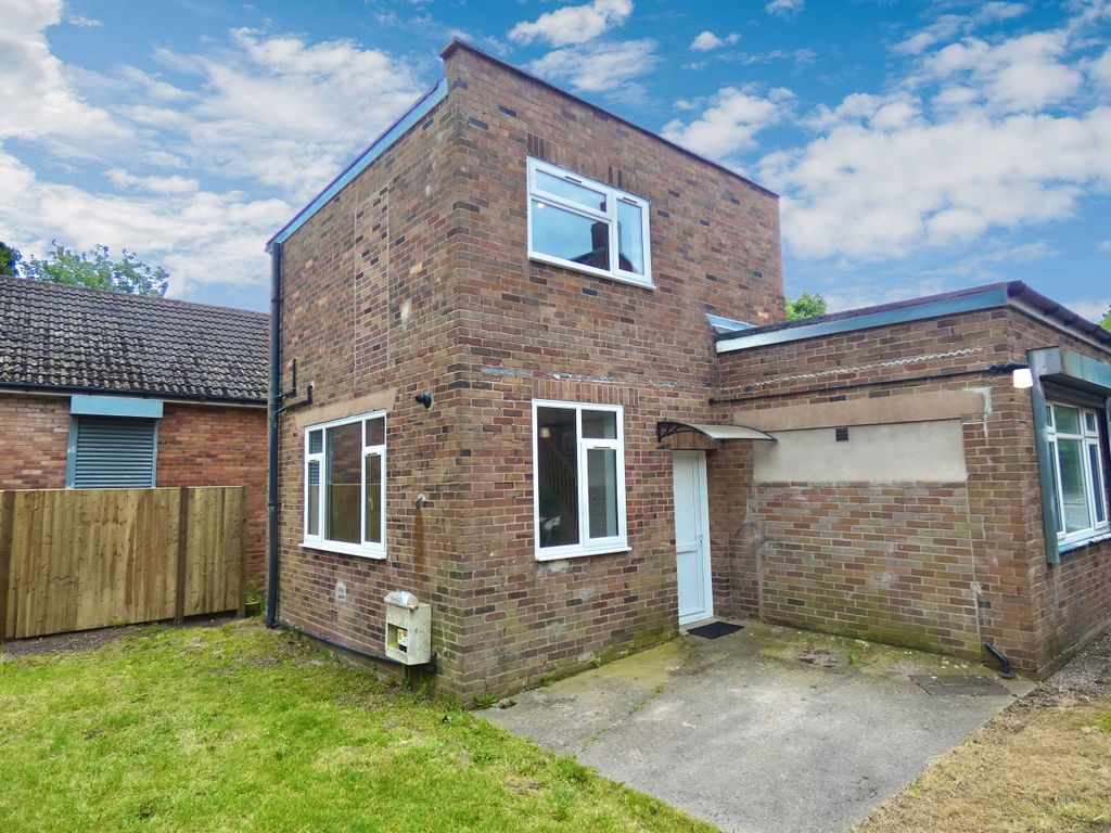 Property photo 1 of 16