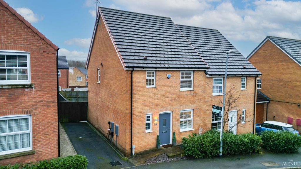 Property photo 1 of 22 4920253