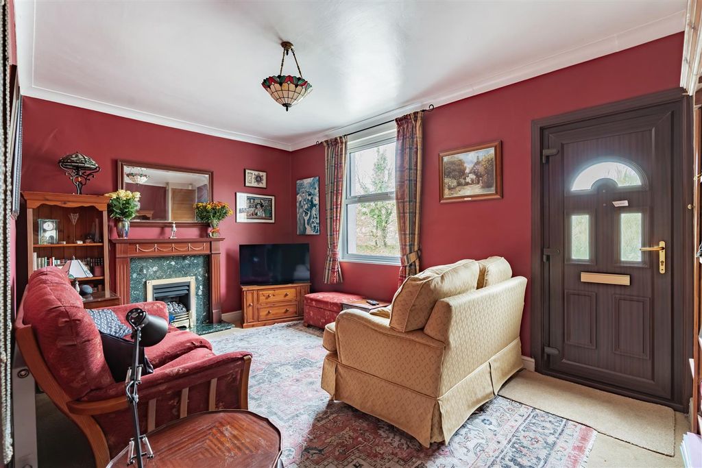 Property photo 3 of 14 6 Mabel Cottages-Hr19.Jpg