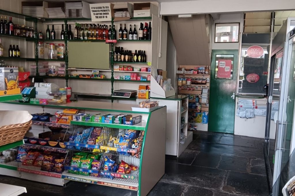 Property photo 2 of 7