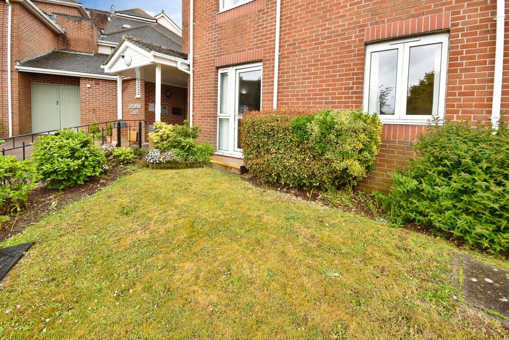 Property photo 2 of 10 General View