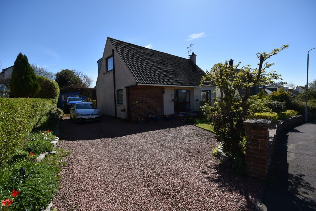 Property photo 3 of 50