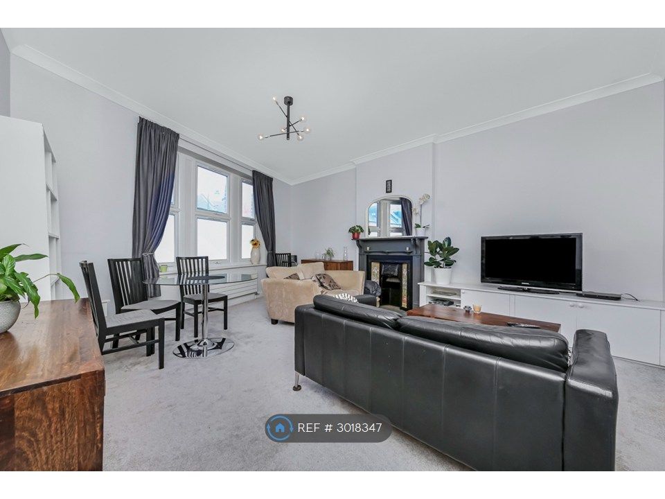 Property photo 2 of 13 Large Living Space Furnished