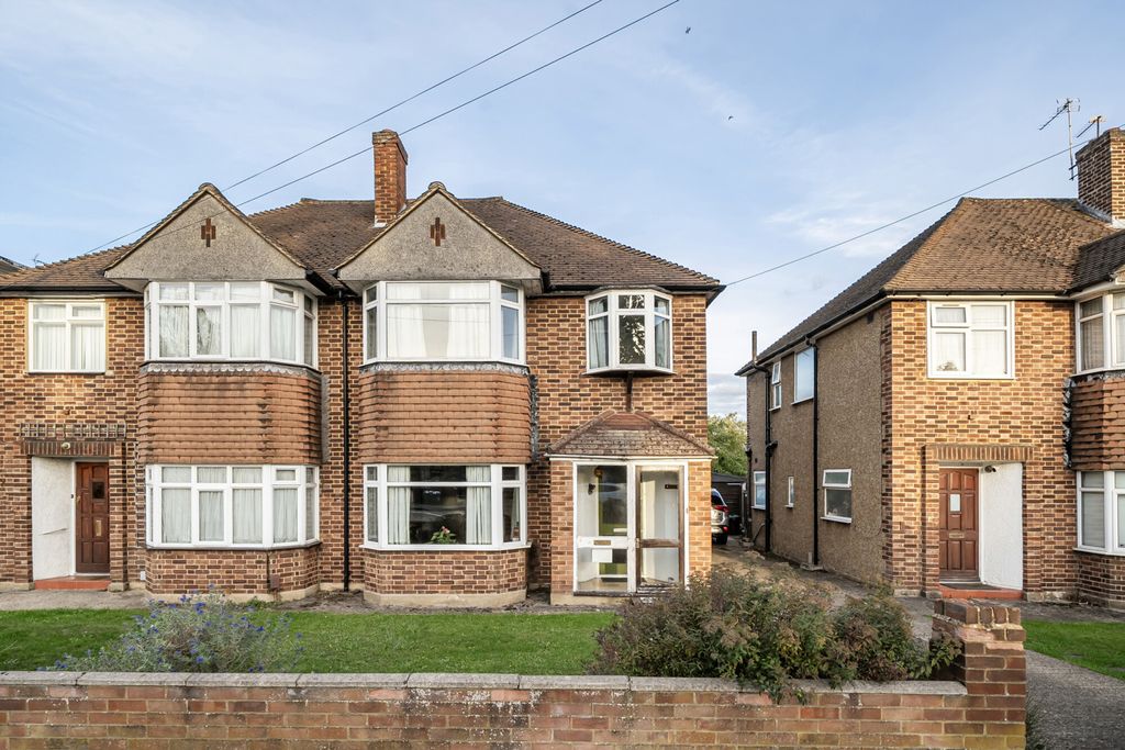 Property photo 1 of 20 1355692-20-68c9A3...