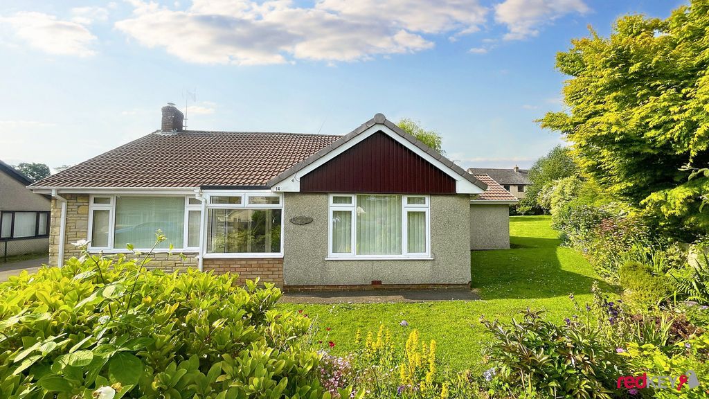 Property photo 1 of 11 External