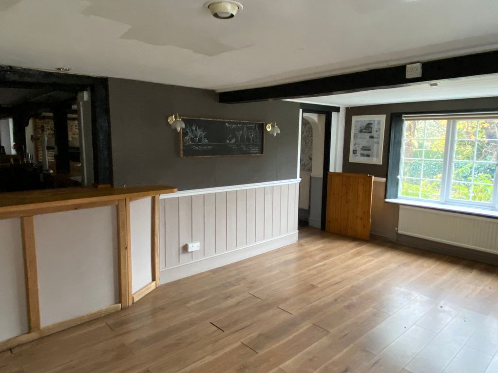 Property photo 3 of 9