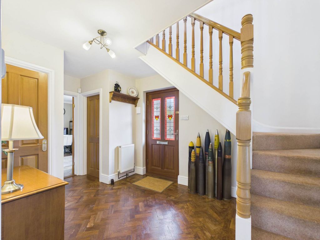Property photo 2 of 29