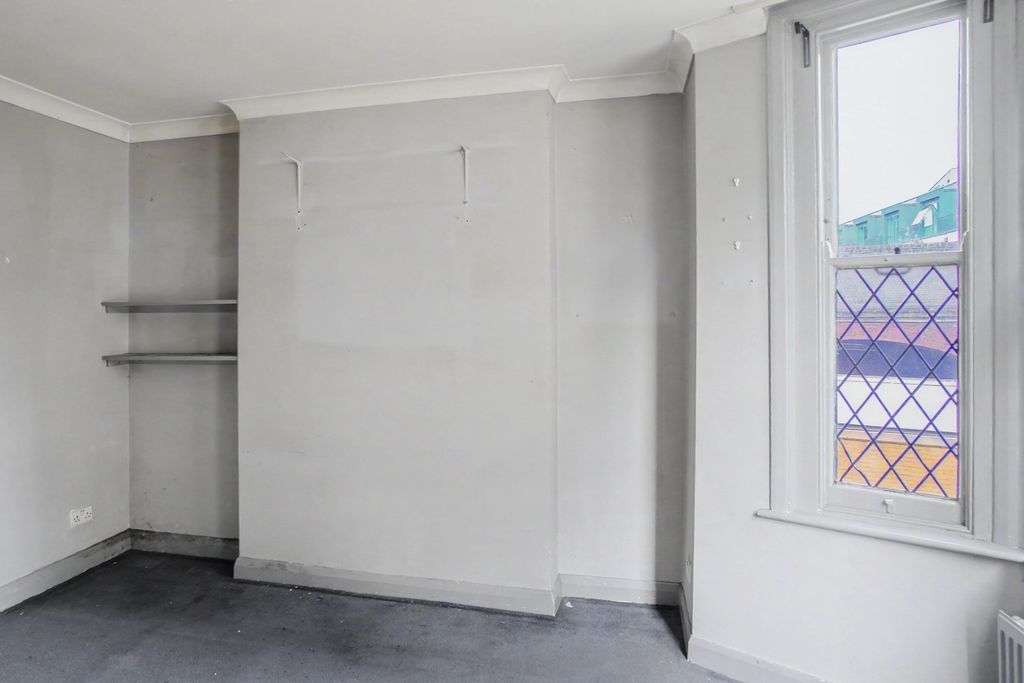Property photo 3 of 7 34c Leamore Street, Hammersmith, London W6 0Jz