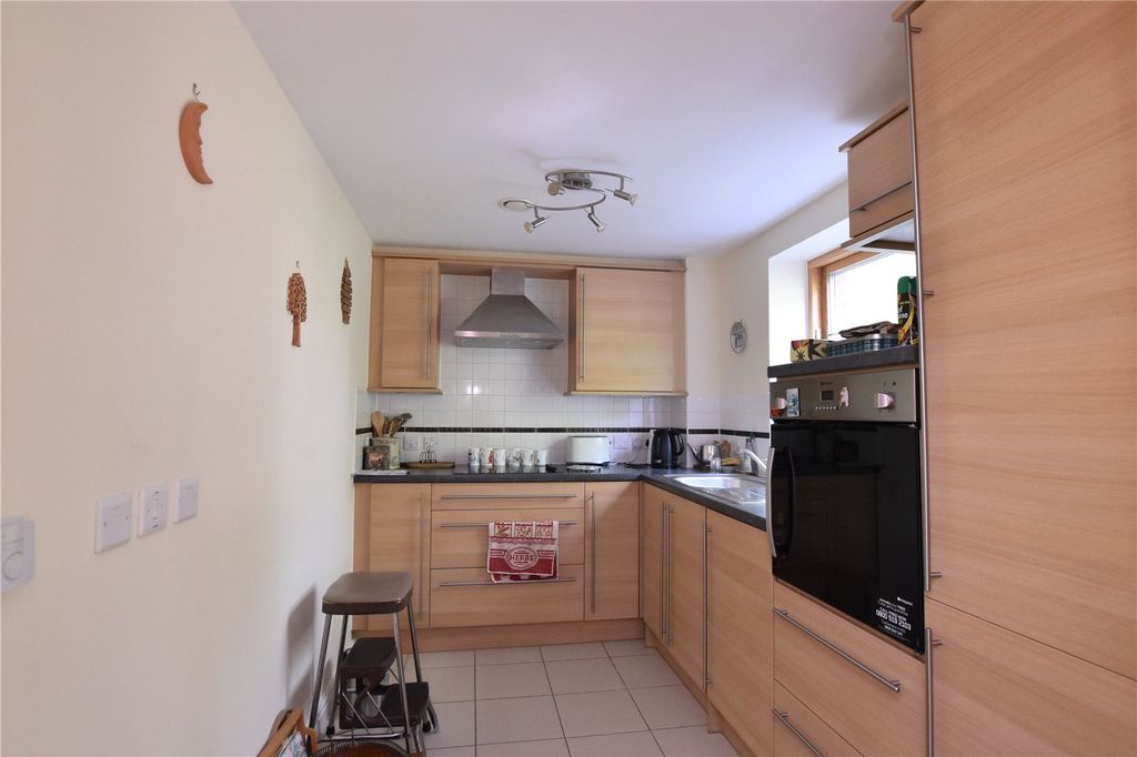 Property photo 3 of 10 Picture No. 05