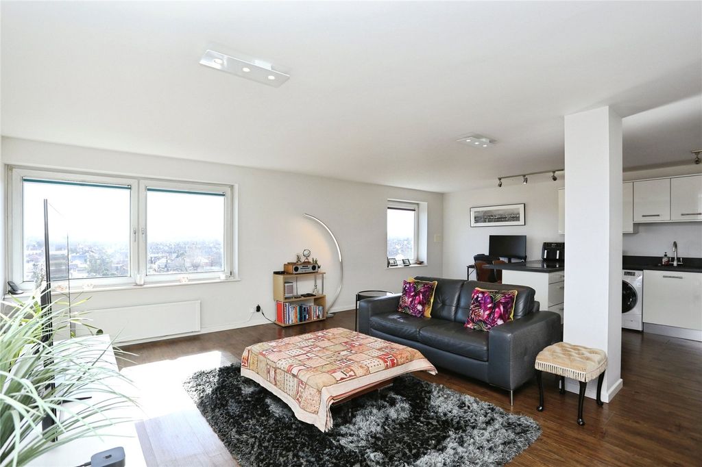 Property photo 3 of 20 Picture No. 49