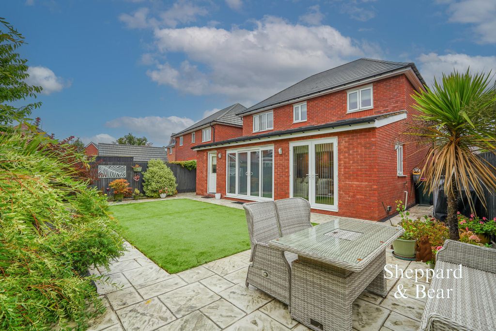 Property photo 3 of 55 Rear Garden