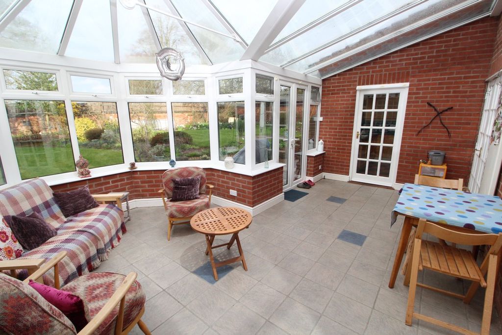 Property photo 3 of 26