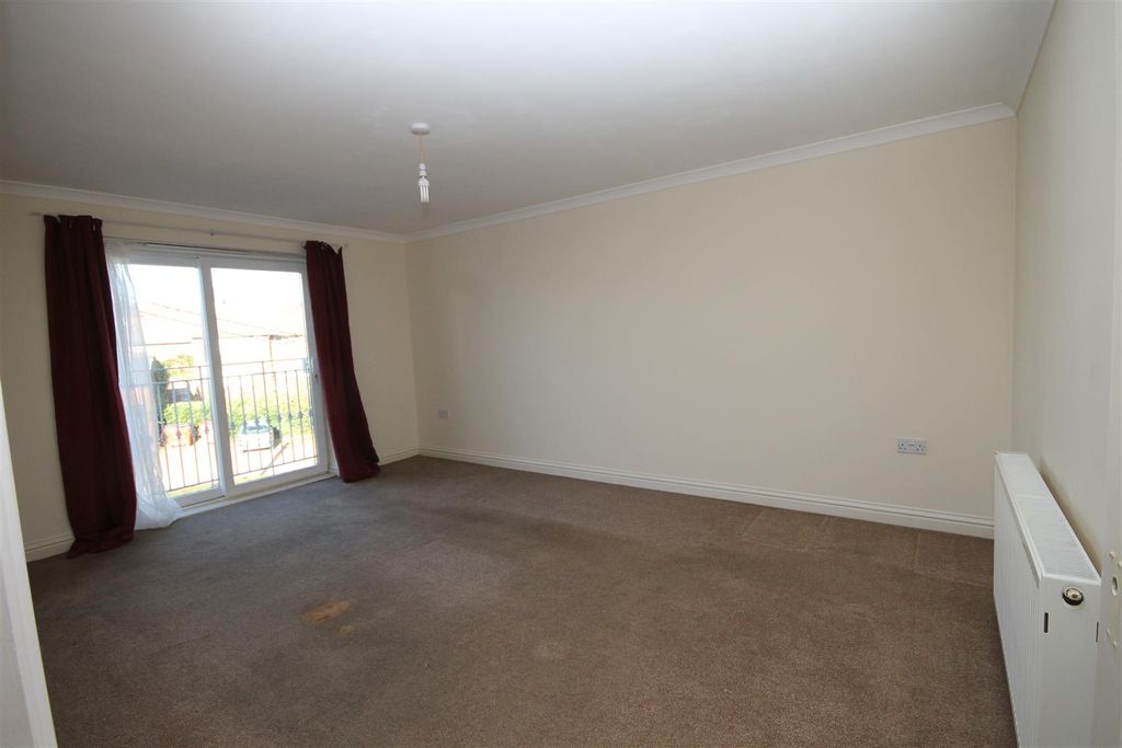 Property photo 3 of 5