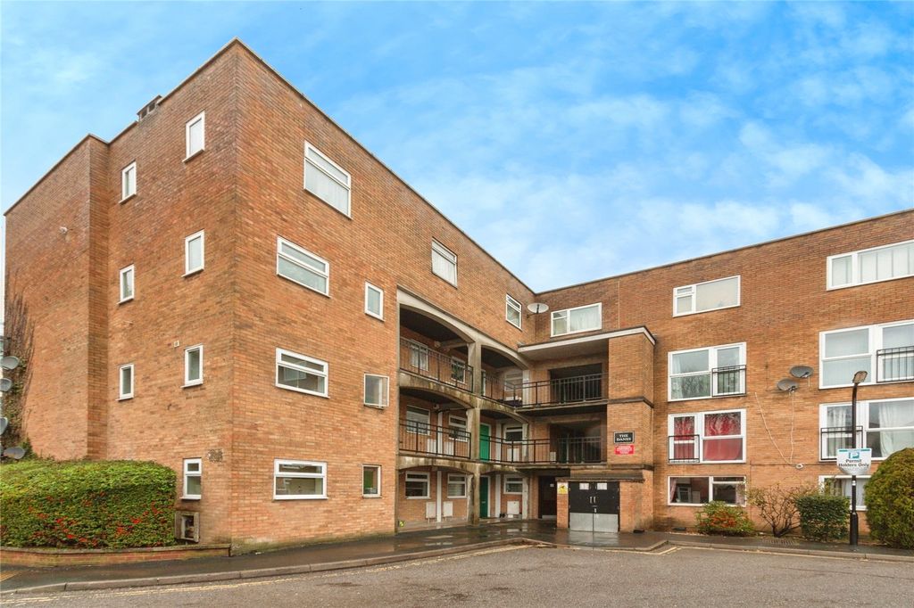 Property photo 1 of 19 Picture No. 13